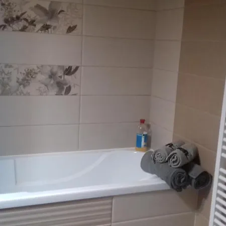 Apartament Chez Nous Апартаменти Брашов