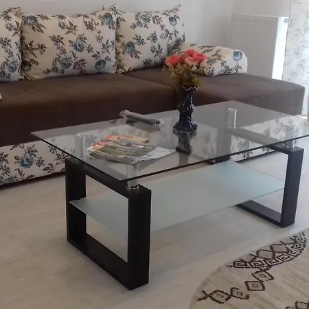 Апартаменти Apartament Chez Nous