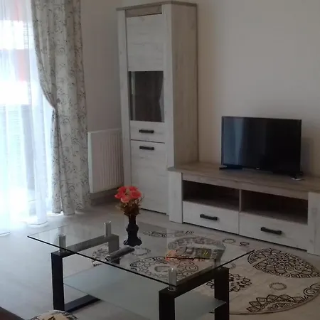 Апартаменти Apartament Chez Nous Брашов
