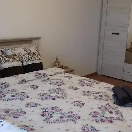 Apartament Chez Nous Апартаменти *